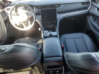 2025 Jeep Grand Cherokee Limited with VIN 1C4RJHBG8SC269958, listed as a Copart auction lot 46905845 with 951 mi miles and Salvage Title. Bid and sale history available at carsss.com. Image 8.