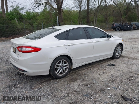 2014 Ford Fusion SE with VIN 3FA6P0HD4ER326782, listed as a IAAI auction lot 41945145 with 174,932 mi miles. Bid and sale history available at carsss.com. Image 4.