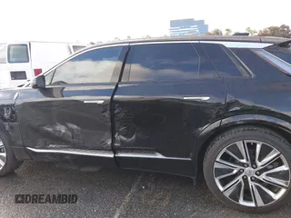 2024 Cadillac LYRIQ Luxury z VIN 1GYKPSRL6RZ120031, wystawiony jako IAAI lot #41579356 z przebiegiem 20 921 mil mil oraz . Historia ofert i sprzedaży dostępna na DreamBid. Obrazek 15.