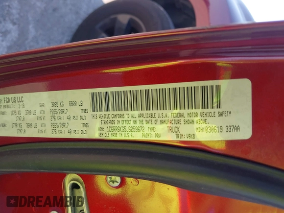 2018 Ram 1500 Express z VIN 1C6RR6KG5JS259672, wystawiony jako IAAI lot #41698317 z przebiegiem 93 789 mil mil oraz . Historia ofert i sprzedaży dostępna na DreamBid. Obrazek 9.