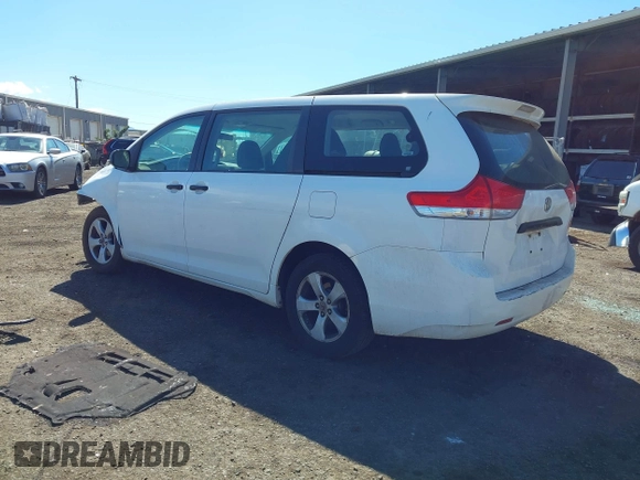 2012 Toyota Sienna with VIN 5TDZK3DC7CS203993, listed as a IAAI auction lot 41130289 with 177,059 mi miles. Bid and sale history available at carsss.com. Image 3.
