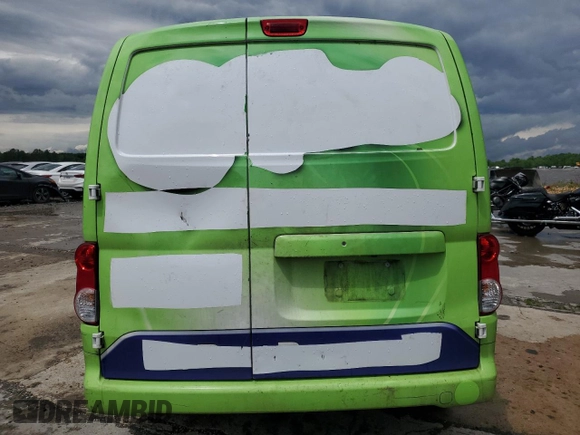 2020 Nissan NV200 SV с VIN 3N6CM0KN9LK709188, выставлен на аукционе Copart как лот 58451415 с пробегом 76 699 миль миль и Списание • Salvage title. История ставок и продаж доступна на DreamBid. Изображение 6.