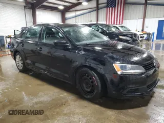 2013 Volkswagen Jetta S z VIN 3VW2K7AJ6DM228555, wystawiony jako Copart lot #61223345 z przebiegiem 62 526 mil mil oraz Szkoda całkowita • Salvage title. Historia ofert i sprzedaży dostępna na DreamBid. Obrazek 4.