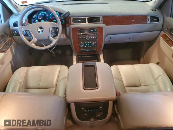 2011 Chevrolet Avalanche LT with VIN 3GNTKFE33BG123410, listed as a Copart auction lot 73465474 with 133,236 mi miles and Clean Title. Bid and sale history available at DreamBid. Image 8.