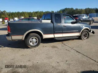 2000 Ford F-150 XL with VIN 1FTRX17L4YNA56465, listed as a Copart auction lot 42381515 with 0 mi miles and Salvage Title. Bid and sale history available at carsss.com. Image 3.