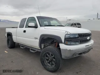 2002 Chevrolet Silverado 1500 LS with VIN 1GCEK19T82Z104382, listed as a Copart auction lot 42391525 with 0 mi miles and Salvage Title. Bid and sale history available at carsss.com. Image 4.