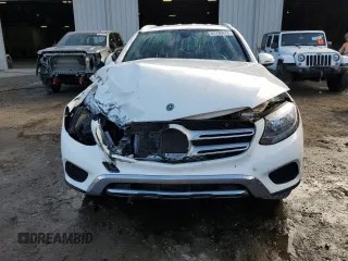 2019 Mercedes-Benz GLC with VIN WDC0G4JBXKV134176, listed as a Copart auction lot 67726472 with 45,545 mi miles. Bid and sale history available at carsss.com. Image 5.