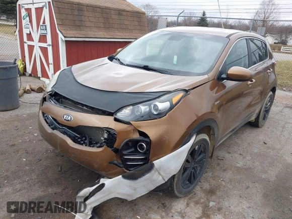2018 Kia Sportage LX with VIN KNDPMCAC3J7422785, listed as a IAAI auction lot 41869603 with 84,378 mi miles. Bid and sale history available at carsss.com. Image 17.