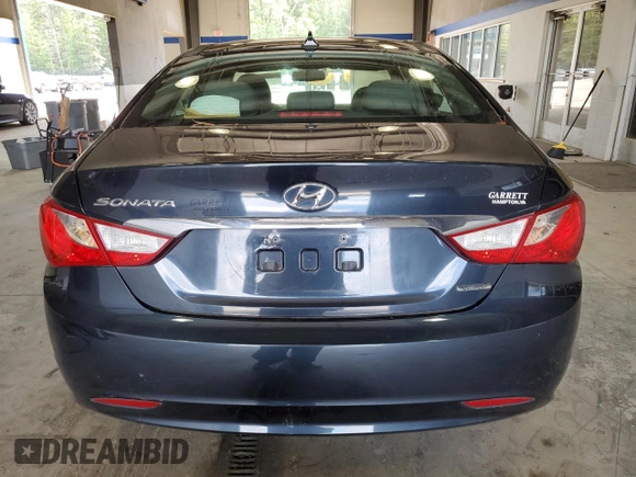 2012 Hyundai Sonata 2.4L Limited PZEV with VIN 5NPEC4AC2CH420721, listed as a Copart auction lot 68305774 with 175,797 mi miles and Clean Title. Bid and sale history available at carsss.com. Image 6.