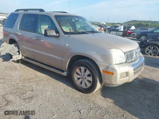 2007 Mercury Mountaineer with VIN 4M2EU47EX7UJ08044, listed as a IAAI auction lot 40366600 with 237,626 mi miles. Bid and sale history available at carsss.com. Image 1.