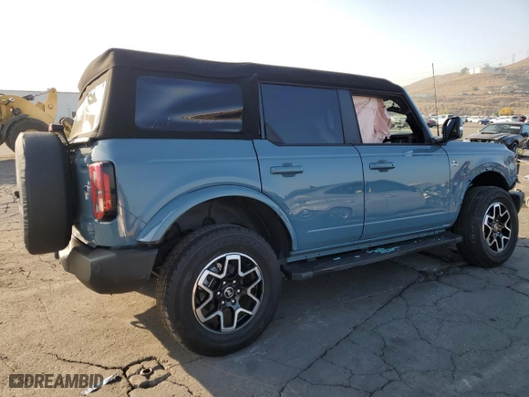 2023 Ford Bronco with VIN 1FMEE5BP8PLB50490, listed as a Copart auction lot 83254834 with 0 mi miles and Salvage Title. Bid and sale history available at carsss.com. Image 3.