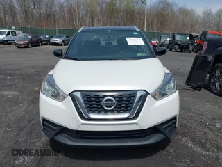 2019 Nissan Kicks SV z VIN 3N1CP5CU1KL496388, wystawiony jako IAAI lot #42032564 z przebiegiem 73 258 mil mil oraz . Historia ofert i sprzedaży dostępna na DreamBid. Obrazek 12.