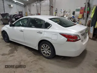 2014 Nissan Altima 2.5 with VIN 1N4AL3AP0EC420779, listed as a IAAI auction lot 42026108 with 180,024 mi miles. Bid and sale history available at carsss.com. Image 3.