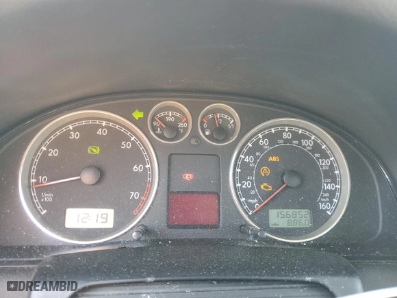 2002 Volkswagen Passat GLS with VIN WVWPD63B12P240042, listed as a Copart auction lot 77996234 with 156,852 mi miles and Salvage Title. Bid and sale history available at carsss.com. Image 9.