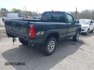 2005 Chevrolet Silverado 1500 Z71 with VIN 1GCEK14T55Z205732, listed as a IAAI auction lot 41994542 with 77,375 mi miles and . Bid and sale history available at DreamBid. Image 4.
