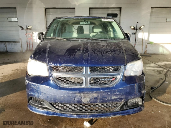 2015 Dodge Grand Caravan American Value Pkg with VIN 2C4RDGBG4FR516746, listed as a Copart auction lot 89185415 with 92,688 mi miles and Salvage Title. Bid and sale history available at carsss.com. Image 5.