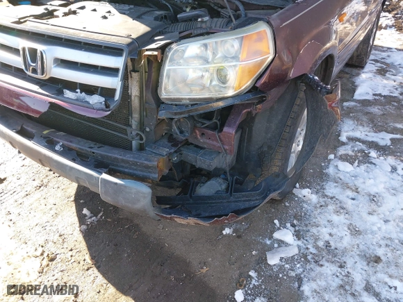 2007 Honda Pilot EX-L with VIN 5FNYF18757B021138, listed as a IAAI auction lot 41246585 with 179,974 mi miles. Bid and sale history available at carsss.com. Image 6.