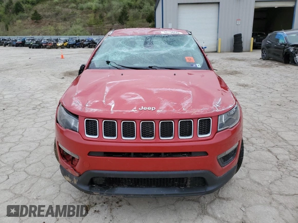 2019 Jeep Compass Sport with VIN 3C4NJDAB6KT827629, listed as a Copart auction lot 52756685 with 44,882 mi miles and Salvage title. Bid and sale history available at DreamBid. Image 5.