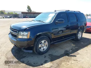 2007 Chevrolet Tahoe LT with VIN 1GNFC13087R373206, listed as a IAAI auction lot 42648412 with 200,670 mi miles and . Bid and sale history available at DreamBid. Image 2.