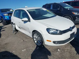 2013 Volkswagen Golf TDI with VIN WVWDM7AJ0DW132068, listed as a IAAI auction lot 41683723 with 124,310 mi miles. Bid and sale history available at carsss.com. Image 1.