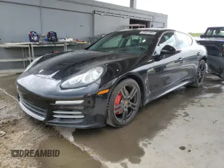 2015 Porsche Panamera 4S z VIN WP0AB2A78FL050948, wystawiony jako Copart lot #55081664 z przebiegiem 66 709 mil mil oraz . Historia ofert i sprzedaży dostępna na DreamBid. Obrazek 1.