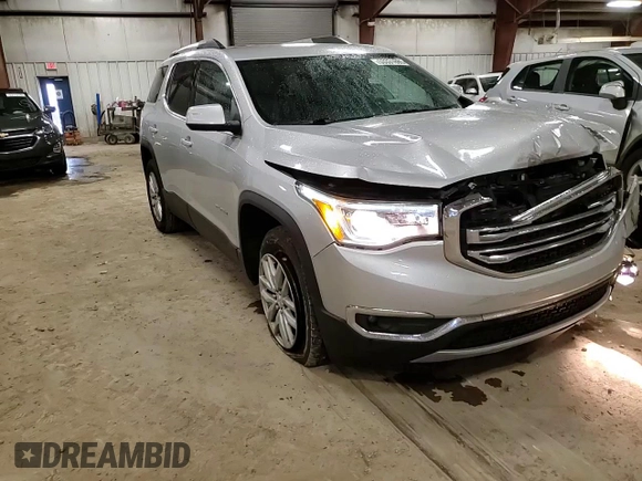 2017 GMC Acadia SLT z VIN 1GKKNMLA5HZ273663, wystawiony jako Copart lot #53331885 z przebiegiem 136 467 mil mil oraz Czysty tytuł • Clean title. Historia ofert i sprzedaży dostępna na DreamBid. Obrazek 14.