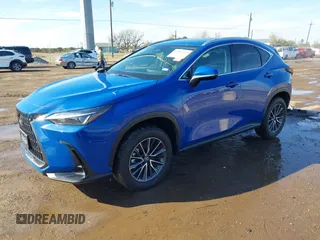 2025 Lexus NX 250 Premium z VIN 2T2GDCAZ4SC020337, wystawiony jako IAAI lot #41402339 z przebiegiem 7 657 mil mil oraz . Historia ofert i sprzedaży dostępna na DreamBid. Obrazek 18.