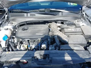 2024 Kia Forte GT z VIN 3KPF44AC7RE802984, wystawiony jako IAAI lot #42147389 z przebiegiem 7018 mil mil oraz . Historia ofert i sprzedaży dostępna na DreamBid. Obrazek 10.