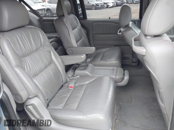 2010 Honda Odyssey EX-L with VIN 5FNRL3H79AB088793, listed as a IAAI auction lot 42008558 with 282,980 mi miles. Bid and sale history available at carsss.com. Image 8.