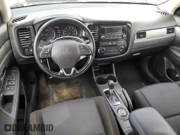 2016 Mitsubishi Outlander SE with VIN JA4AZ3A38GZ039195, listed as a Copart auction lot 59016905 with 174,470 mi miles and Salvage title. Bid and sale history available at DreamBid. Image 8.
