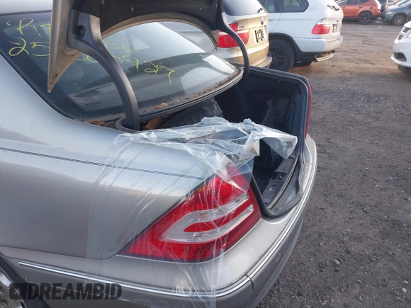 2005 Mercedes-Benz C 240 with VIN WDBRF81J75F701049, listed as a IAAI auction lot 41429071 with Not Provided miles and . Bid and sale history available at DreamBid. Image 6.