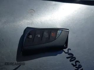 2024 Lexus RX 350h z VIN 2T2BBMCA8RC035933, wystawiony jako IAAI lot #42249750 z przebiegiem 33 181 mil mil oraz . Historia ofert i sprzedaży dostępna na DreamBid. Obrazek 11.