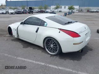 2003 Nissan 350Z Touring with VIN JN1AZ34EX3T008484, listed as a IAAI auction lot 41979820 with 190,222 mi miles. Bid and sale history available at carsss.com. Image 3.