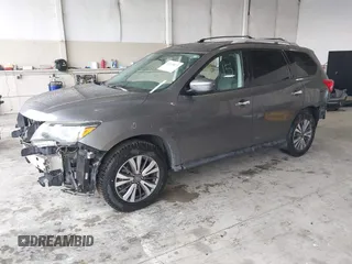 2019 Nissan Pathfinder SL с VIN 5N1DR2MM9KC577624, выставлен на аукционе IAAI как лот 42235873 с пробегом 122 450 миль миль и . История ставок и продаж доступна на DreamBid. Изображение 2.
