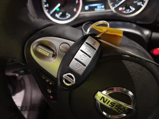 2017 Nissan Sentra S z VIN 3N1AB7AP8HY335577, wystawiony jako IAAI lot #41635102 z przebiegiem 73 361 mil mil oraz . Historia ofert i sprzedaży dostępna na DreamBid. Obrazek 11.