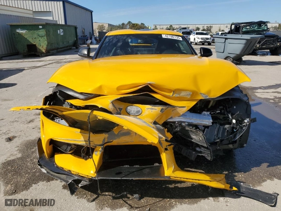 2020 Toyota GR Supra 3.0 with VIN WZ1DB4C08LW032292, listed as a Copart auction lot 42190135 with 43,982 mi miles and Non Repairable. Bid and sale history available at carsss.com. Image 5.