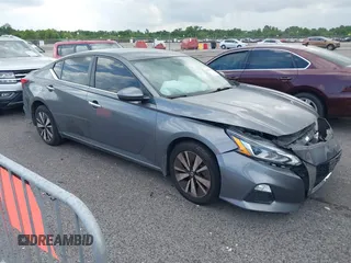 2021 Nissan Altima 2.5 SV with VIN 1N4BL4DVXMN400935, listed as a IAAI auction lot 39815848 with 42,693 mi miles. Bid and sale history available at carsss.com. Image 13.