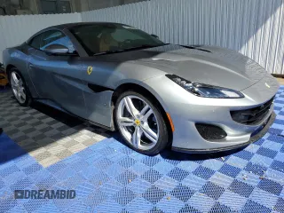 2021 Ferrari Portofino z VIN ZFF89FPA0M0259248, wystawiony jako Copart lot #43380195 z przebiegiem 6175 mil mil oraz Nie do naprawy. Historia ofert i sprzedaży dostępna na DreamBid. Obrazek 4.