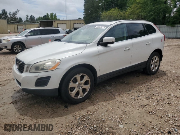 2013 Volvo XC60 3.2L z VIN YV4952DLXD2391044, wystawiony jako Copart lot #58845215 z przebiegiem 136 389 mil mil oraz Czysty tytuł • Clean title. Historia ofert i sprzedaży dostępna na DreamBid. Obrazek 1.