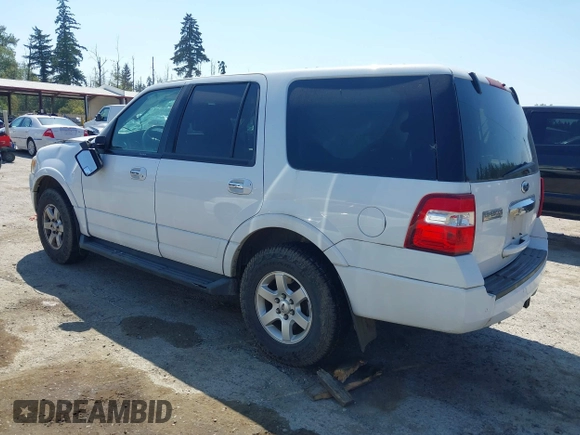 2012 Ford Expedition XLT z VIN 1FMJU1J52CEF40932, wystawiony jako IAAI lot #42824597 z przebiegiem 158 522 mil mil oraz . Historia ofert i sprzedaży dostępna na DreamBid. Obrazek 3.