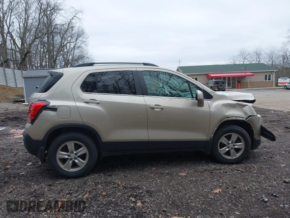 2016 Chevrolet Trax LT with VIN 3GNCJPSB1GL214016, listed as a IAAI auction lot 41971482 with 111,744 mi miles. Bid and sale history available at carsss.com. Image 13.