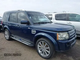 2011 Land Rover LR4 HSE z VIN SALAG2D4XBA576516, wystawiony jako IAAI lot #41542121 z przebiegiem 101 750 mil mil oraz . Historia ofert i sprzedaży dostępna na DreamBid. Obrazek 1.