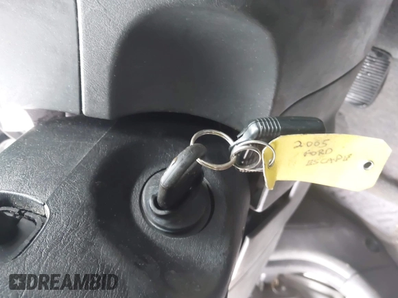2005 Ford Escape XLS Value with VIN 1FMYU02Z75KC71339, listed as a IAAI auction lot 42373191 with 143,639 mi miles and . Bid and sale history available at DreamBid. Image 11.