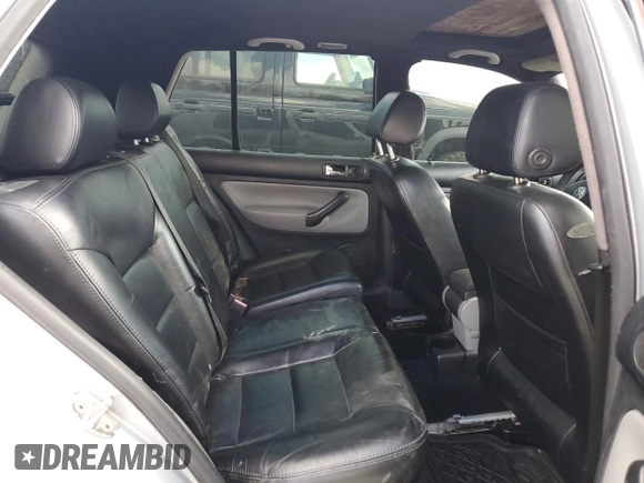 2001 Volkswagen Golf GLS с VIN 9BWGT61J514042129, выставлен на аукционе Copart как лот 76238024 с пробегом 347 457 миль миль и На запчасти • Non repairable. История ставок и продаж доступна на DreamBid. Изображение 10.