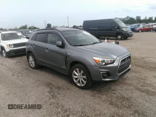 2014 Mitsubishi Outlander SE z VIN 4A4AP4AU6EE004985, wystawiony jako IAAI lot #39994645 z przebiegiem 167 261 mil mil oraz . Historia ofert i sprzedaży dostępna na DreamBid. Obrazek 1.