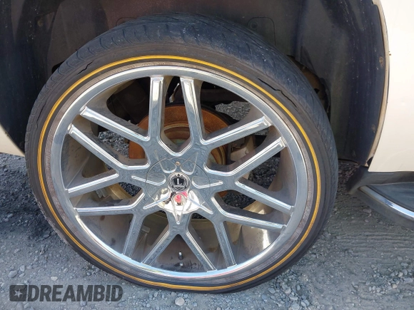 2009 Cadillac Escalade z VIN 1GYFK53219R121847, wystawiony jako IAAI lot #41818934 z przebiegiem 132 293 mil mil oraz . Historia ofert i sprzedaży dostępna na DreamBid. Obrazek 18.