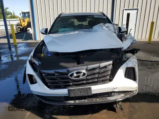 2024 Hyundai Tucson SEL z VIN 5NMJBCDE1RH366102, wystawiony jako Copart lot #58855185 z przebiegiem 31 565 mil mil oraz Czysty tytuł • Clean title. Historia ofert i sprzedaży dostępna na DreamBid. Obrazek 5.