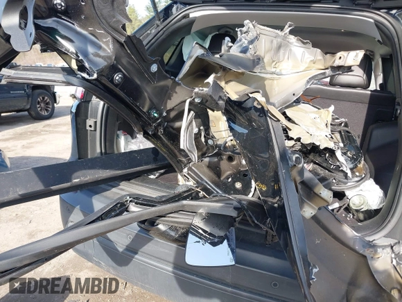 2019 Jeep Cherokee Latitude Plus with VIN 1C4PJMLB7KD311789, listed as a IAAI auction lot 41932802 with 75,186 mi miles and . Bid and sale history available at DreamBid. Image 12.