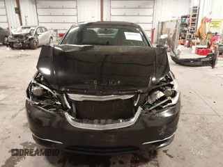2014 Chrysler 200 LX with VIN 1C3CCBAG1EN158745, listed as a IAAI auction lot 40994879 with 180,000 mi miles. Bid and sale history available at carsss.com. Image 13.