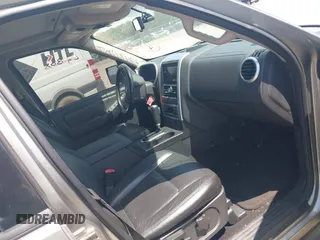 2008 Mercury Mountaineer with VIN 4M2EU37E28UJ00144, listed as a IAAI auction lot 42036528 with Not provided miles and . Bid and sale history available at DreamBid. Image 5.